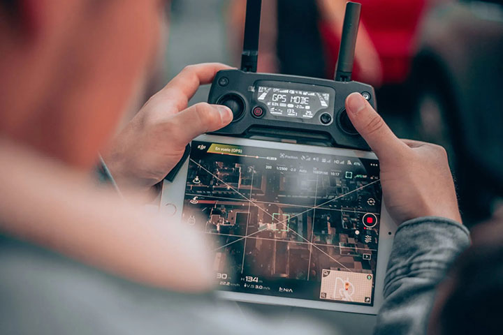 5 Reasons You Should Consider a Career As A Drone Pilot!